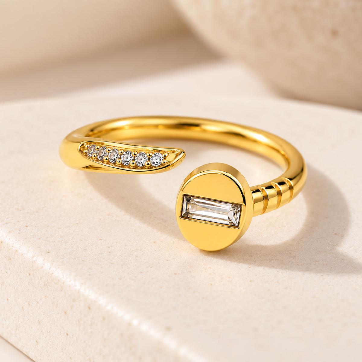 Anel Prego Inspiração Cravejado Regulável Ouro 18k