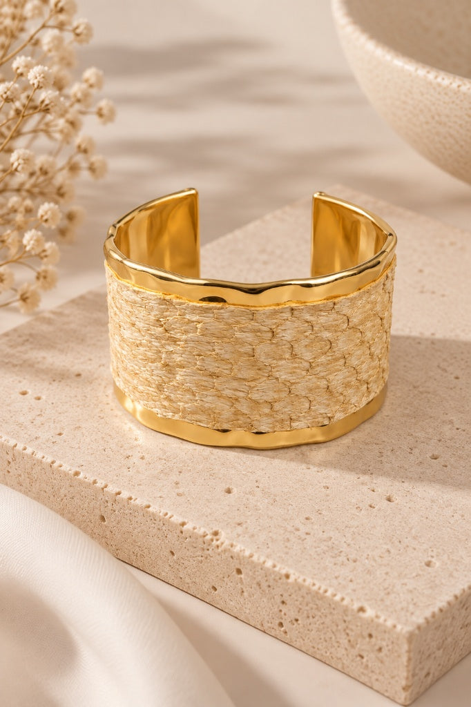 Scarlat SKU 15255 foto 2 | Bracelete Couro de Tilápia Ouro 18k