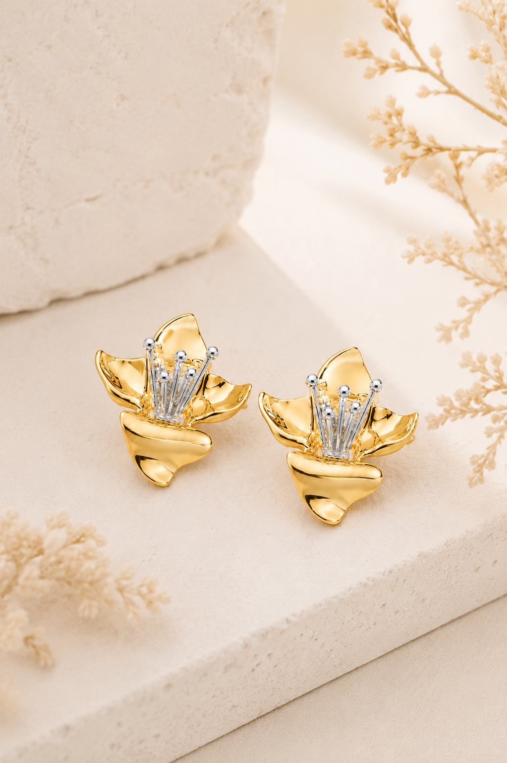 Brinco Flora Bicolor Ouro 18k