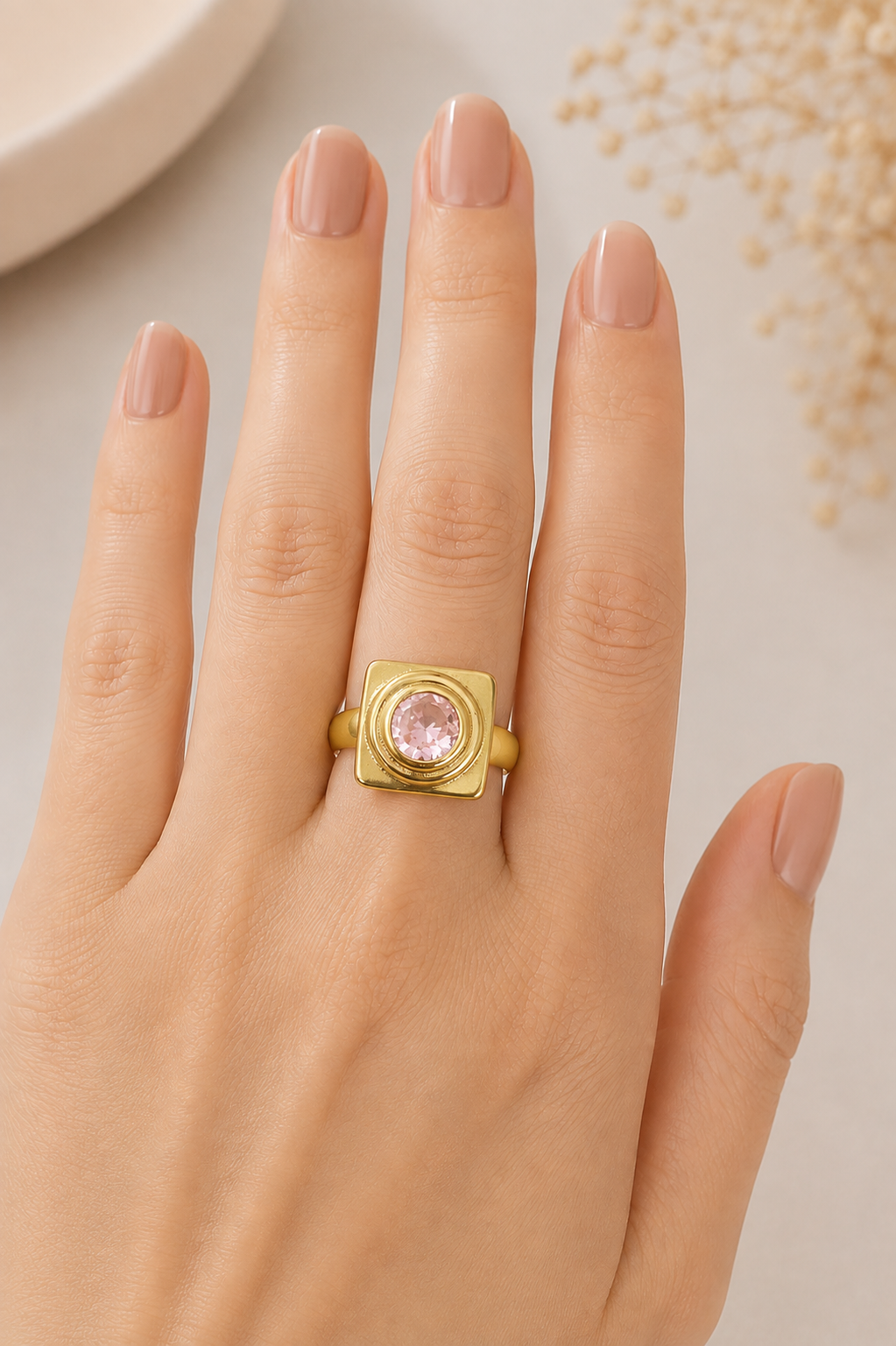 Anel Quadrado Quartzo Rosa Ouro 18k